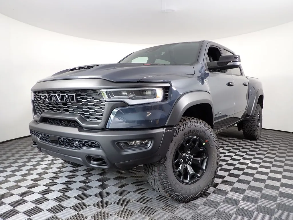Ram 1500 photo 2
