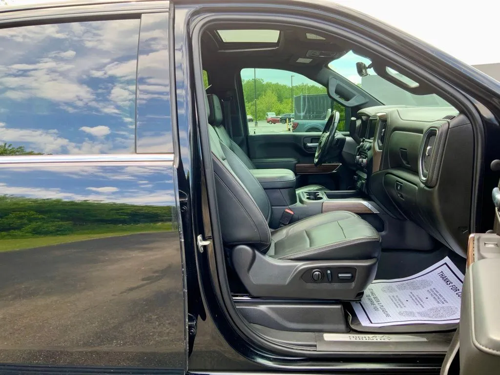 Chevrolet Silverado photo 25