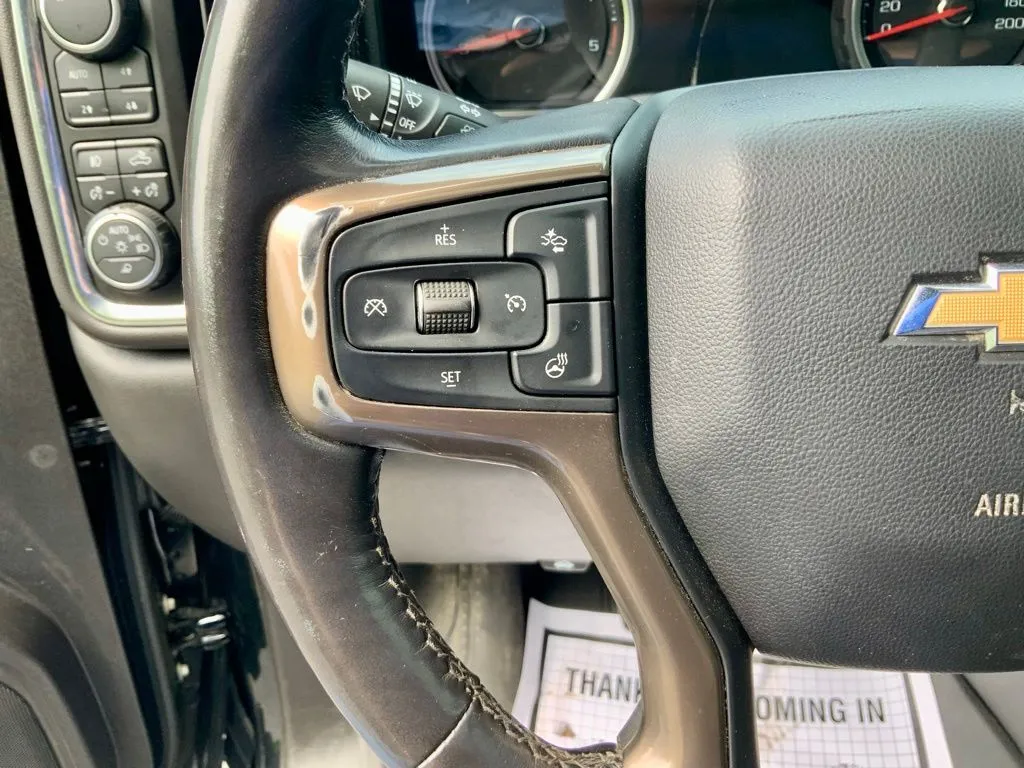 Chevrolet Silverado photo 20