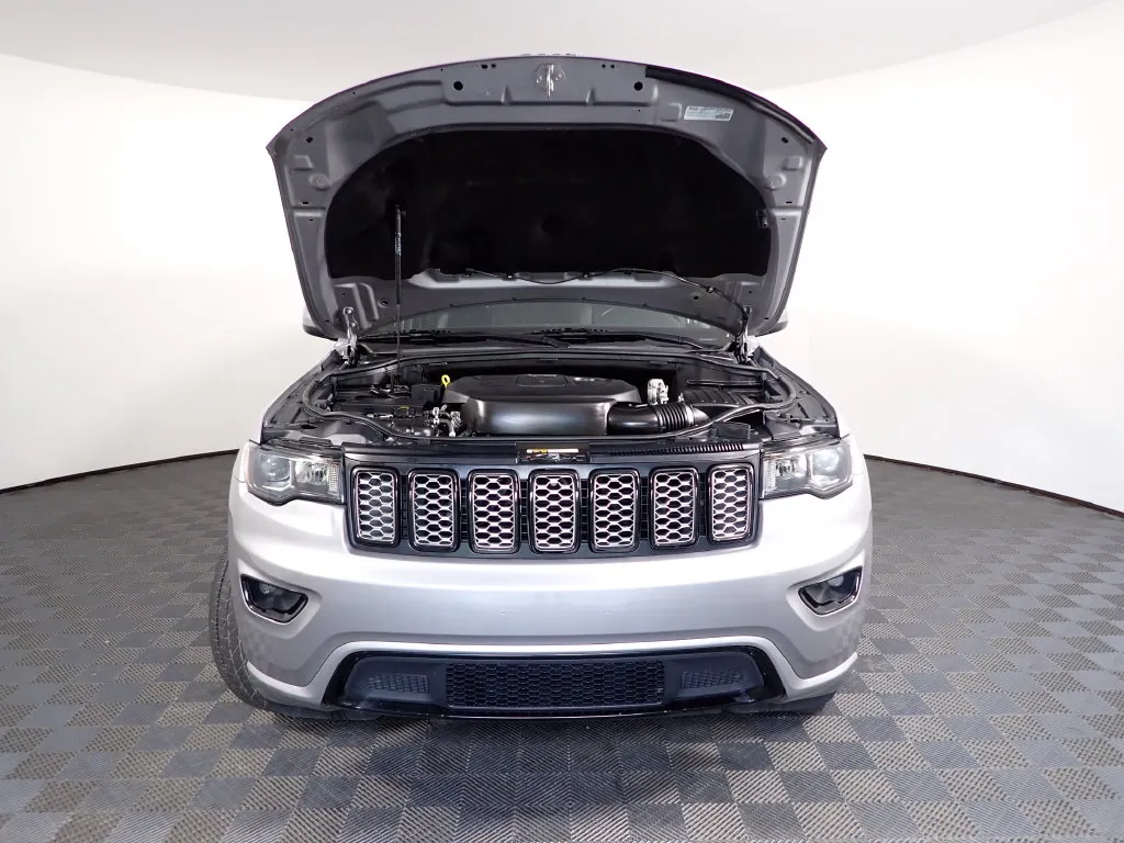 Jeep Grand Cherokee photo 41
