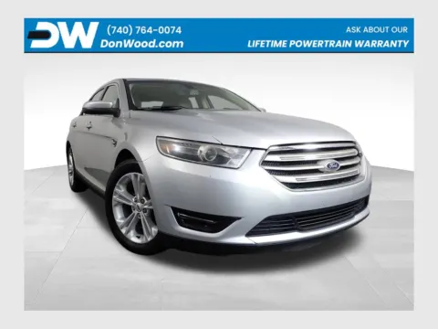 Silver 2015 Ford Taurus SEL for sale in Rockbridge, OH