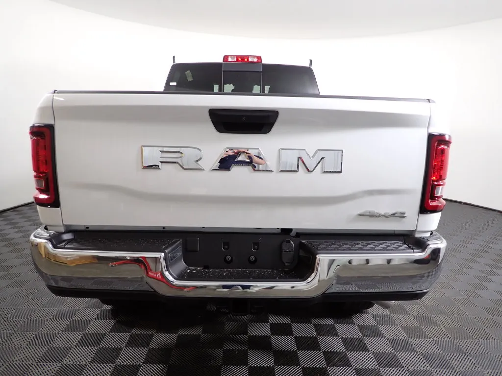 Ram 2500 photo 12