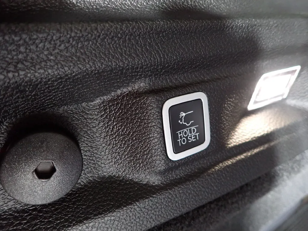 Jeep Grand Cherokee L photo 19