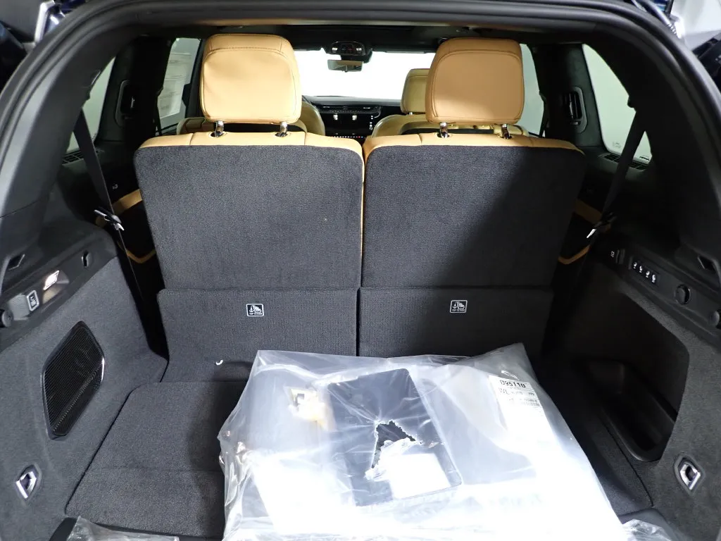 Jeep Grand Cherokee L photo 17