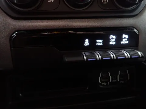 More photos of 2021 Ram 1500 Big Horn/Lone Star at Don Wood Chrysler Dodge Jeep Ram, OH