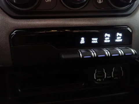 More photos of 2021 Ram 1500 Big Horn/Lone Star at Don Wood Chrysler Dodge Jeep Ram, OH