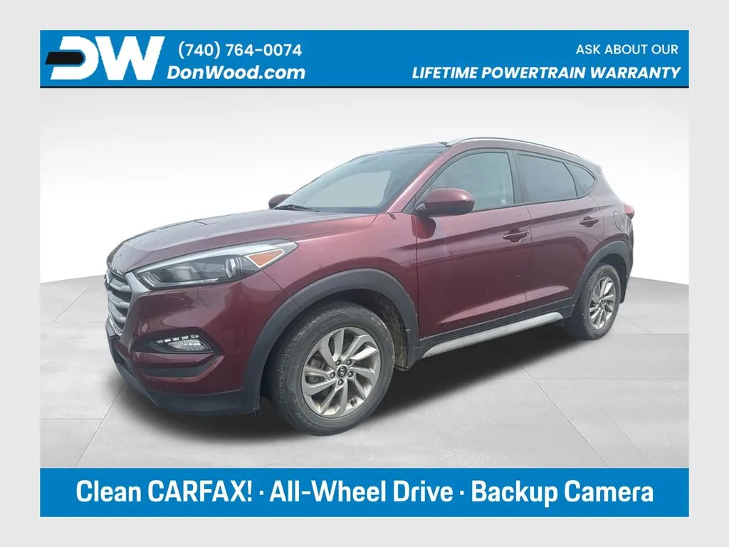 Red 2017 Hyundai Tucson SE for sale in Rockbridge, OH
