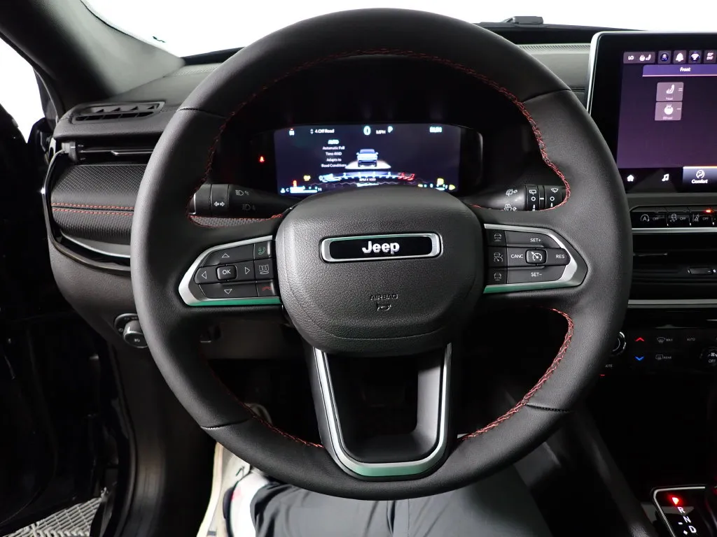 Jeep Compass photo 27
