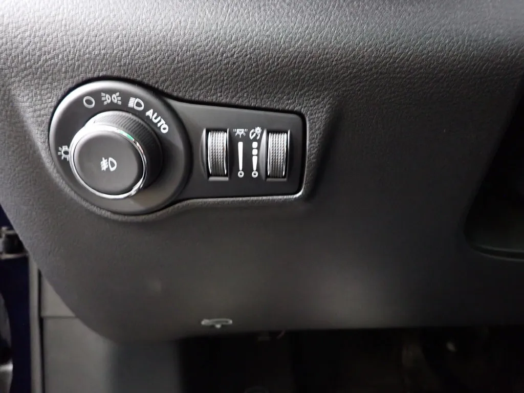 Jeep Compass photo 25