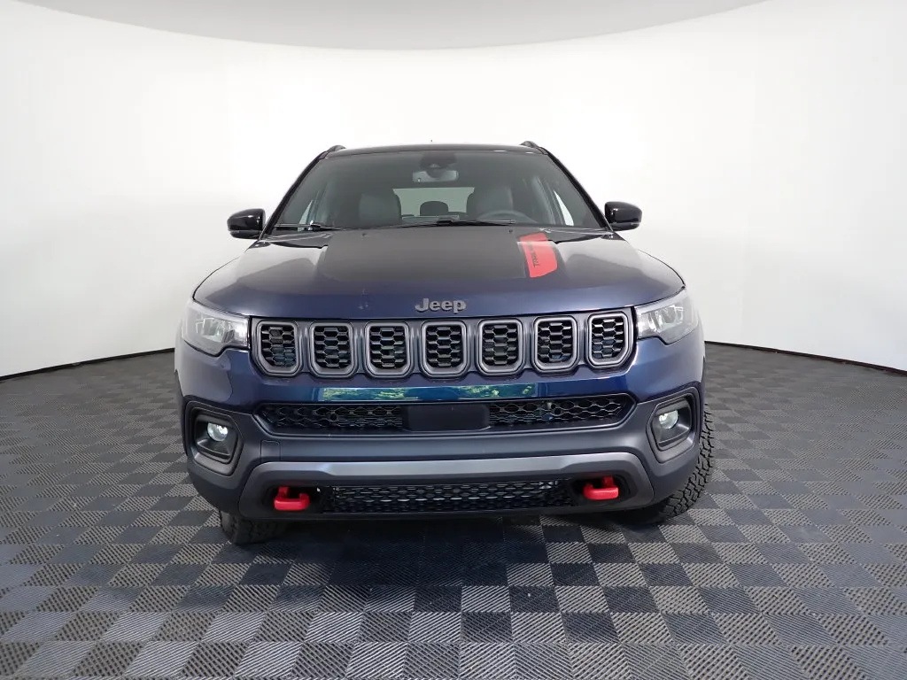 Jeep Compass photo 8