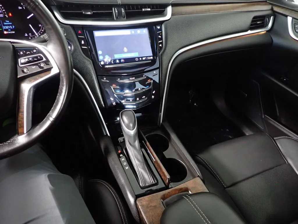 Cadillac XTS photo 30