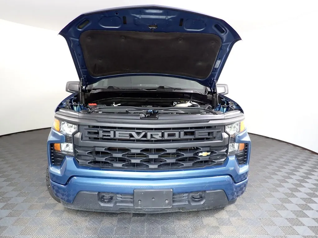 Chevrolet Silverado photo 40