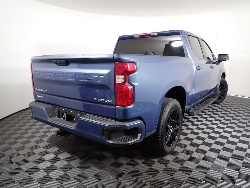Chevrolet Silverado photo 15