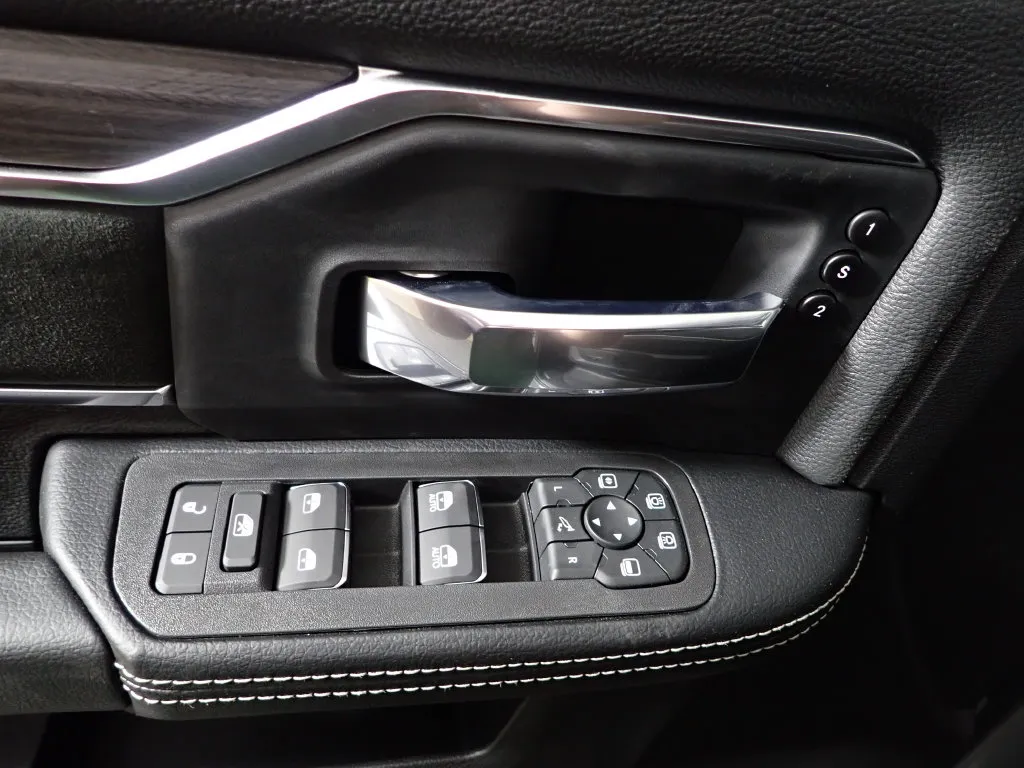 Ram 2500 photo 21