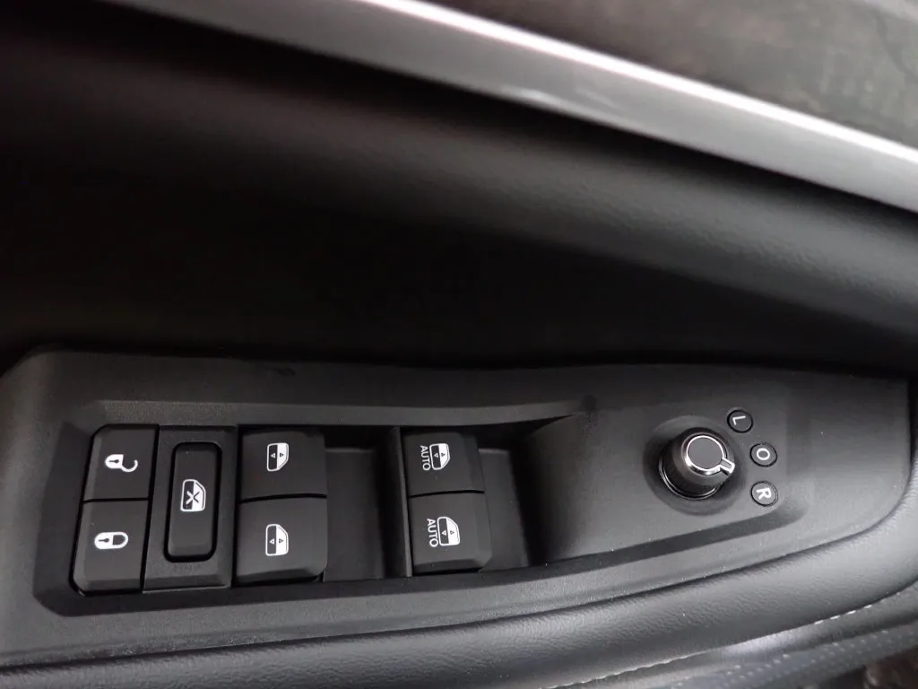 Jeep Grand Cherokee photo 20