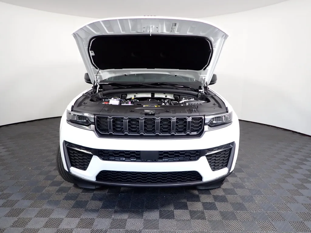 Jeep Grand Cherokee photo 42