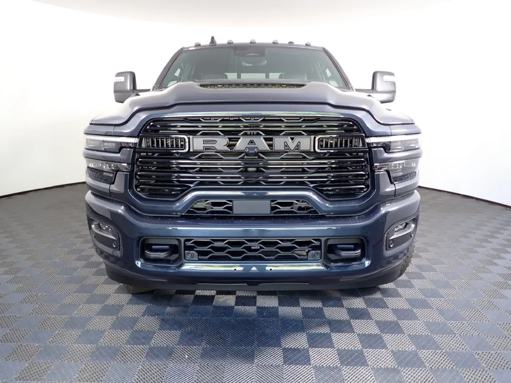 Ram 2500 photo 11