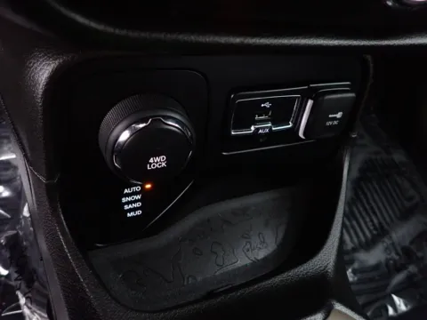More photos of 2017 Jeep Renegade Sport at Don Wood Chrysler Dodge Jeep Ram, OH