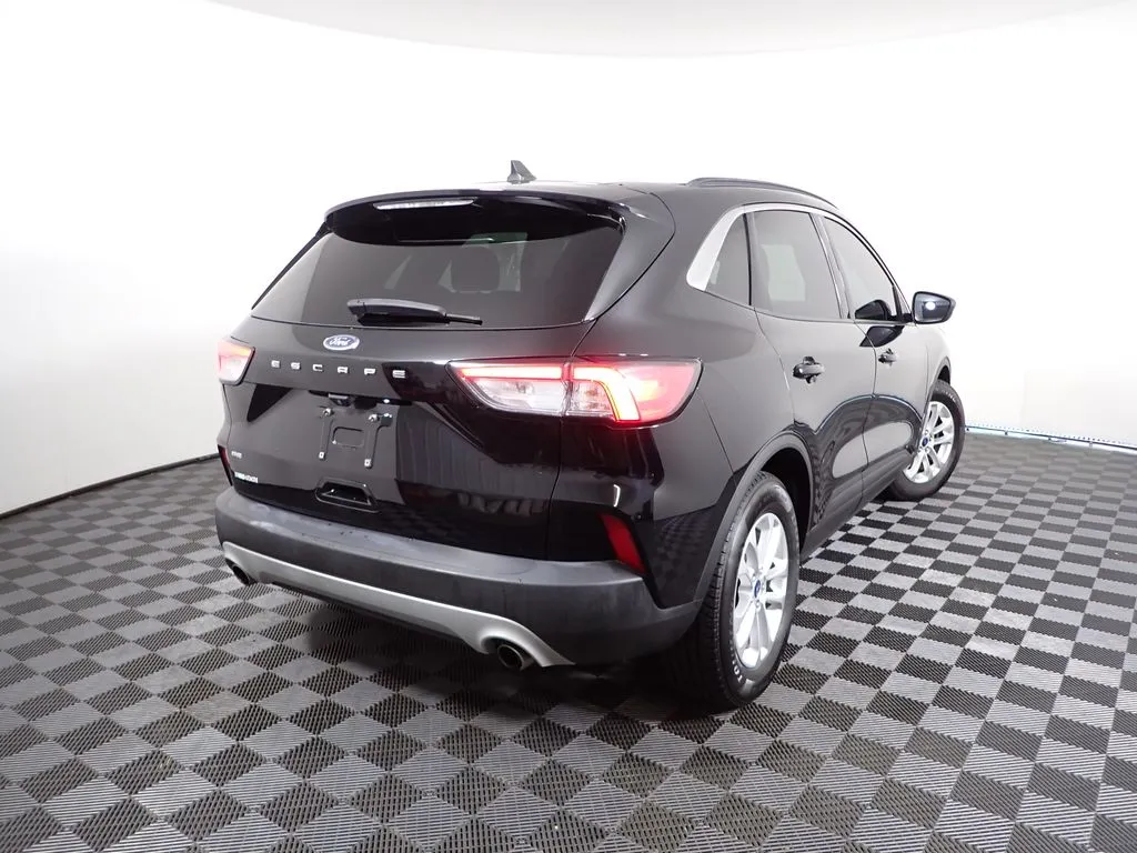 Ford Escape photo 16