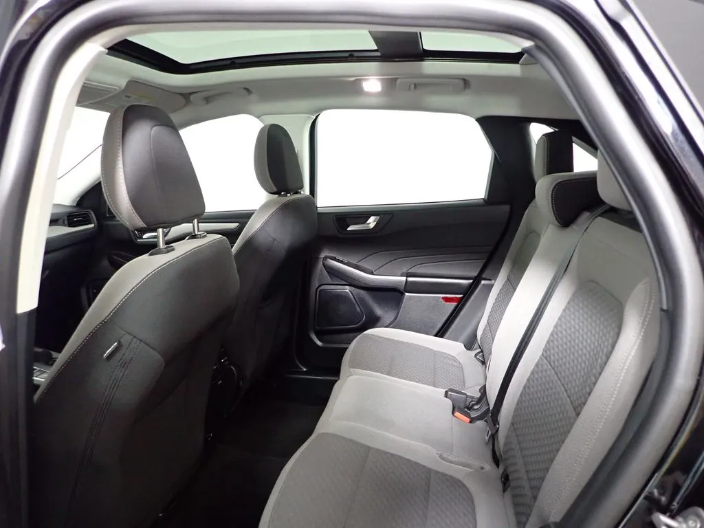 Ford Escape photo 31