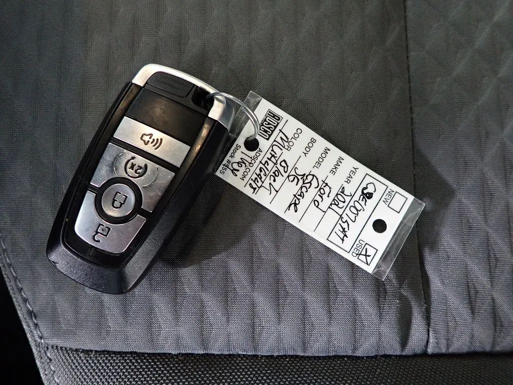 Ford Escape photo 42