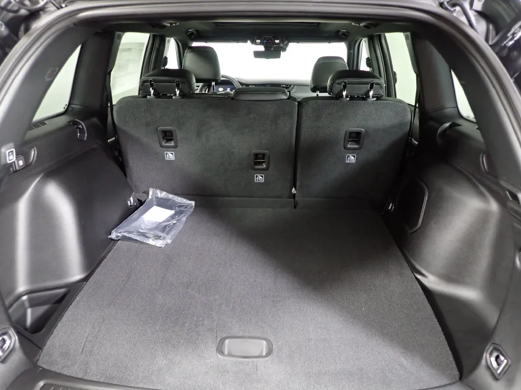 Jeep Grand Cherokee photo 16