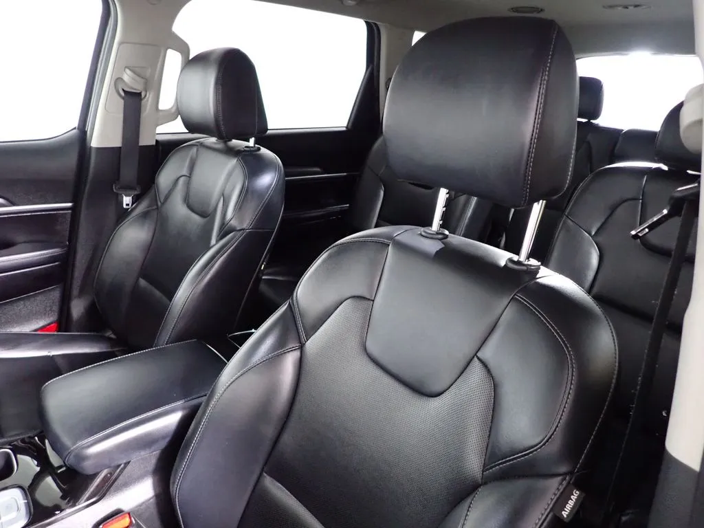 Kia Telluride photo 24