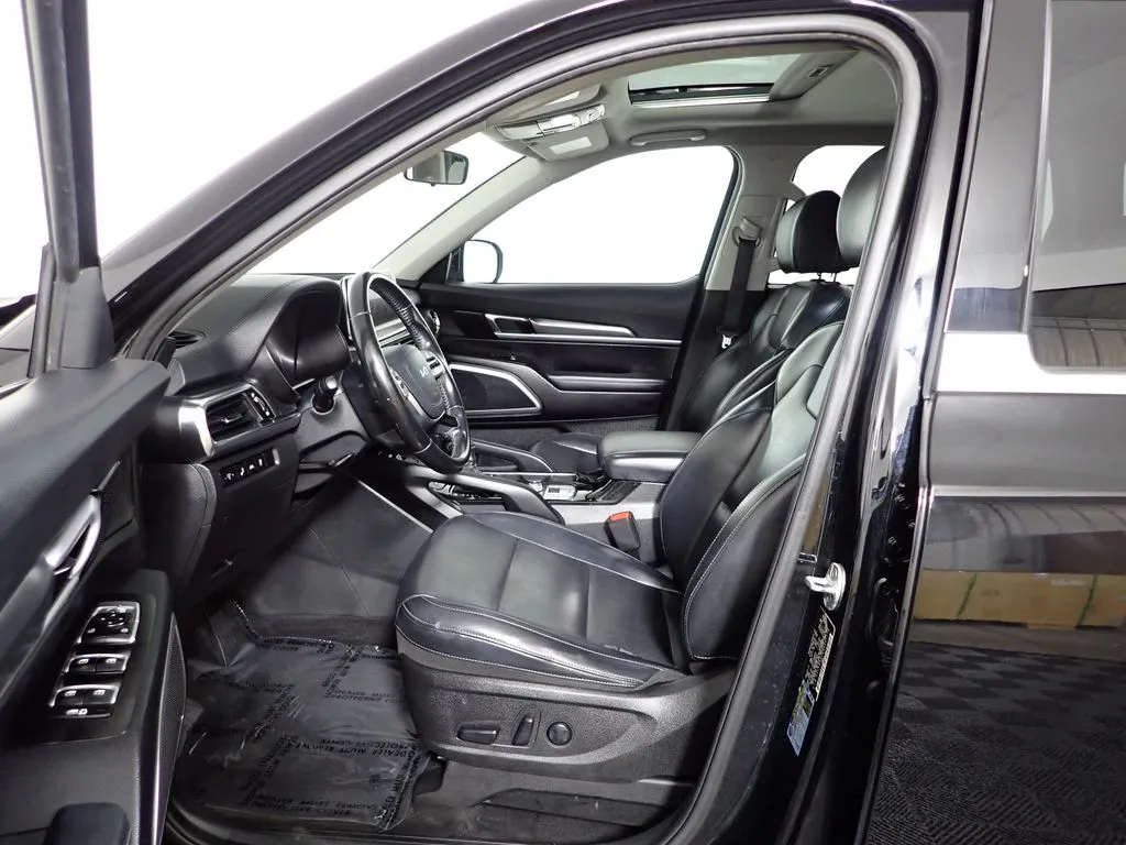 Kia Telluride photo 23