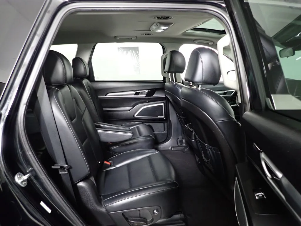 Kia Telluride photo 37