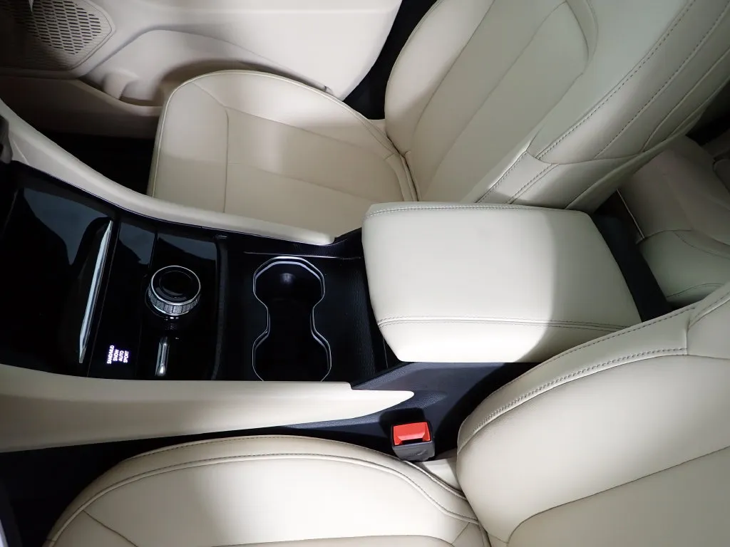 Jeep Grand Cherokee L photo 31