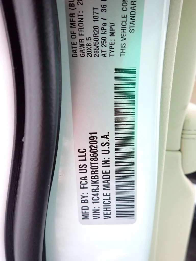 Jeep Grand Cherokee L photo 47