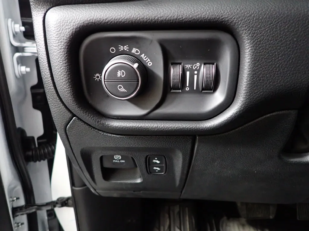 Ram 1500 photo 23