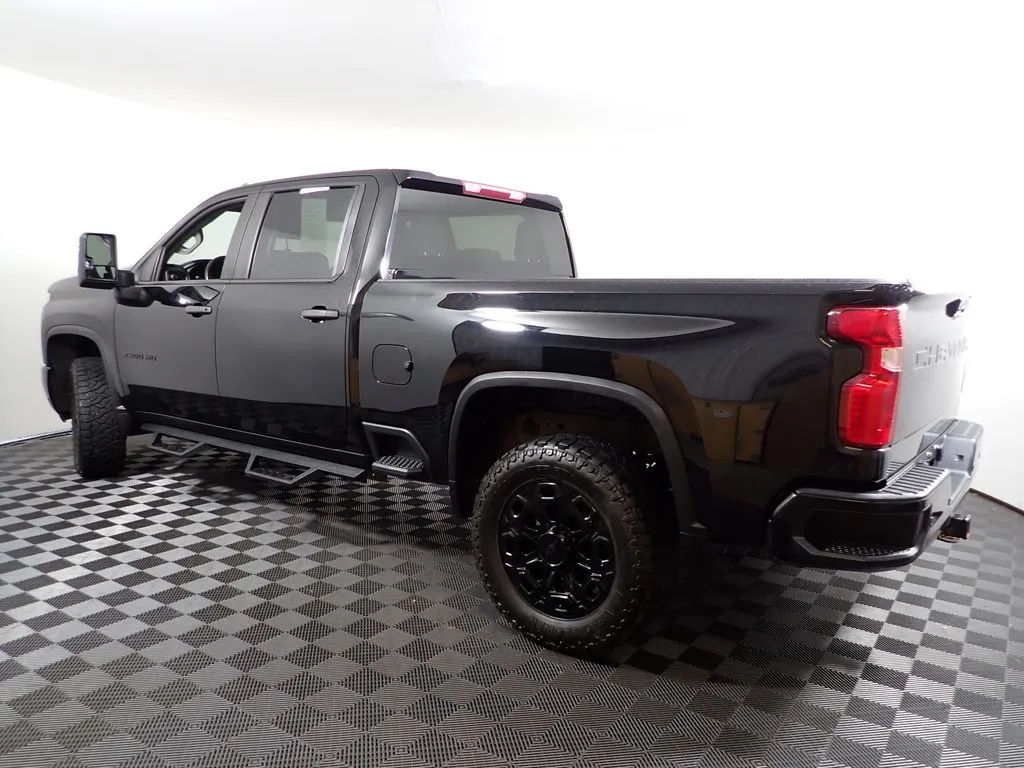 2024 Chevrolet Silverado 2500HD Custom - Photo 11