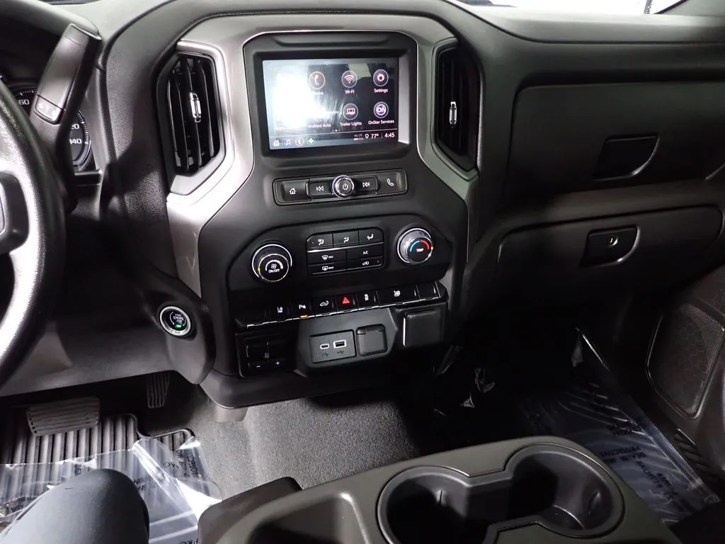 2024 Chevrolet Silverado 2500HD Custom - Photo 28