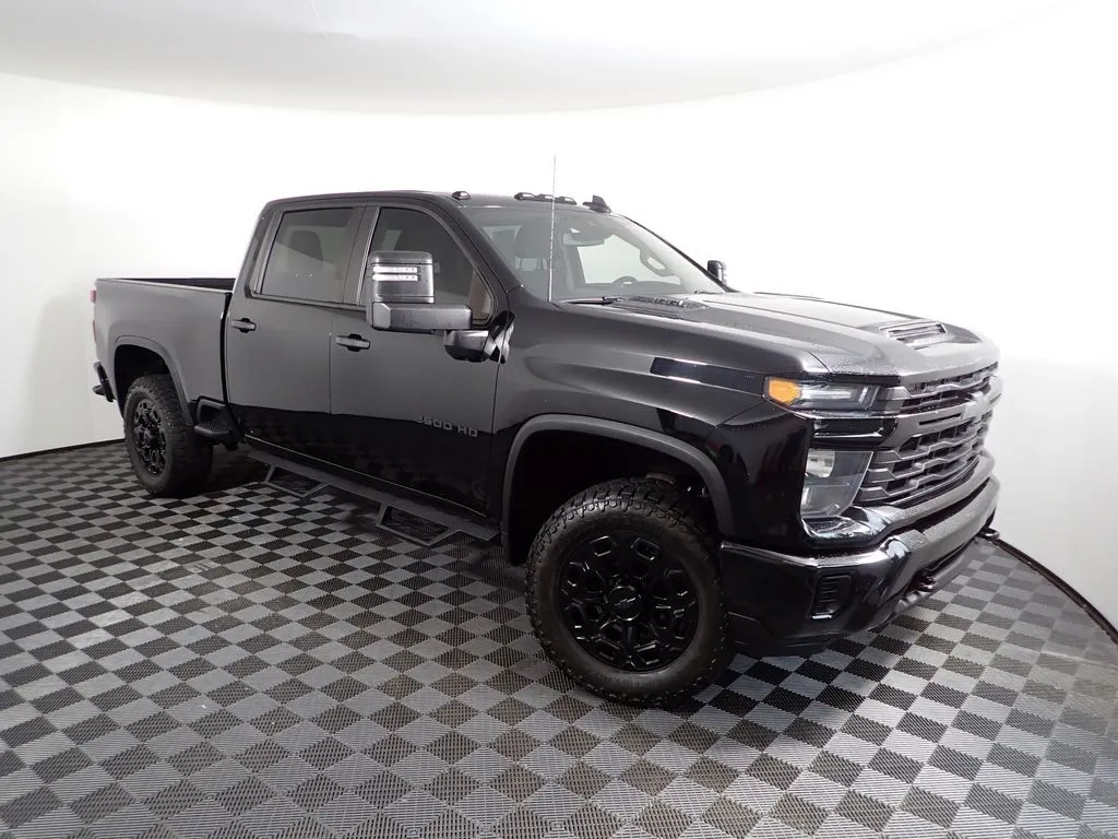 2024 Chevrolet Silverado 2500HD Custom - Photo 7