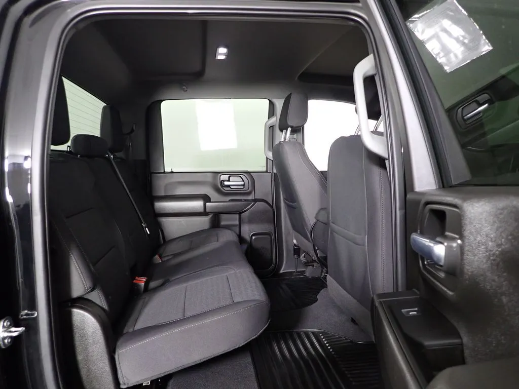 2024 Chevrolet Silverado 2500HD Custom - Photo 34