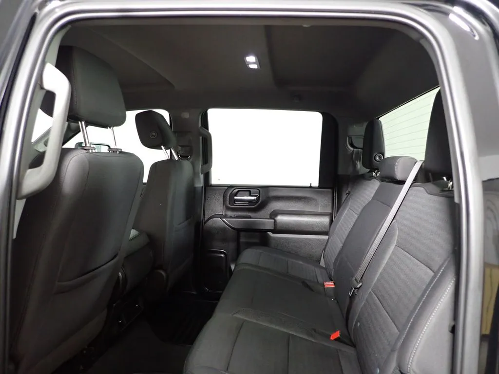 2024 Chevrolet Silverado 2500HD Custom - Photo 32