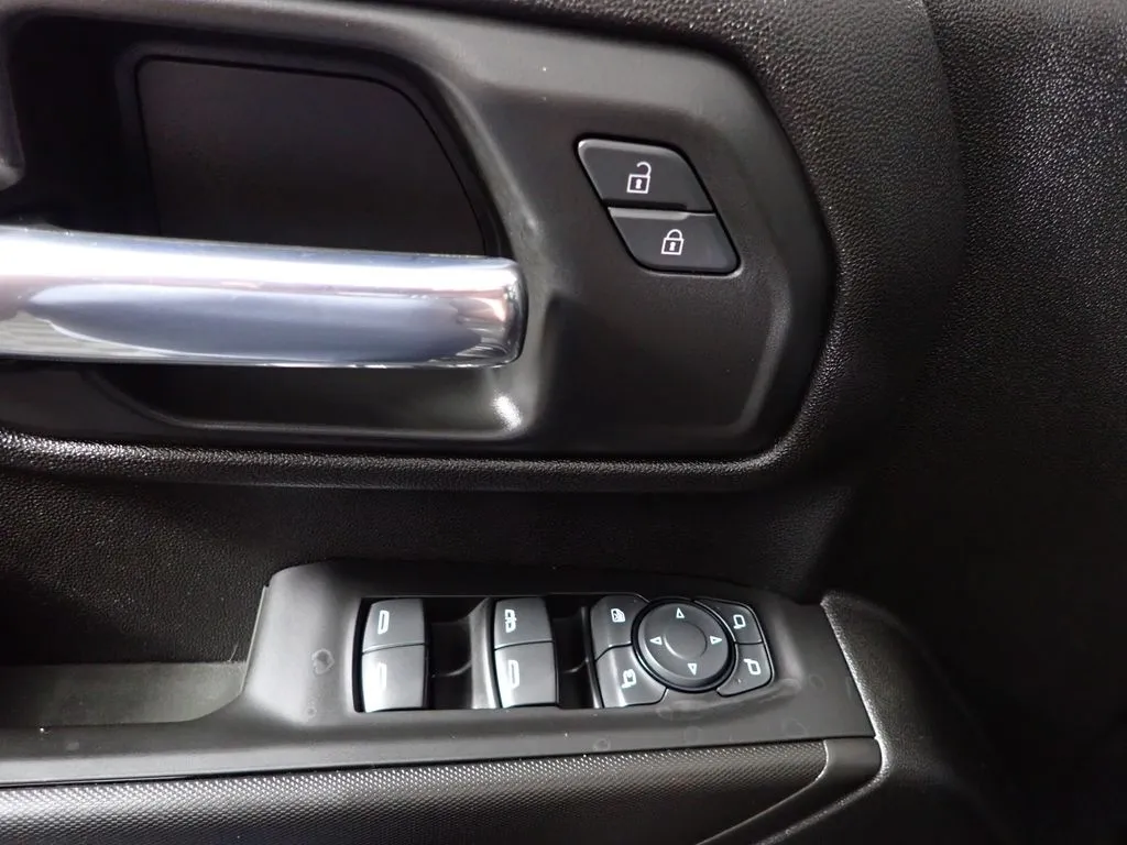 2024 Chevrolet Silverado 2500HD Custom - Photo 19