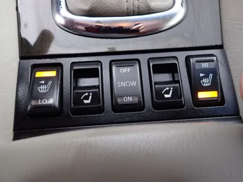 More photos of 2008 INFINITI EX35 Journey at Don Wood Chrysler Dodge Jeep Ram, OH