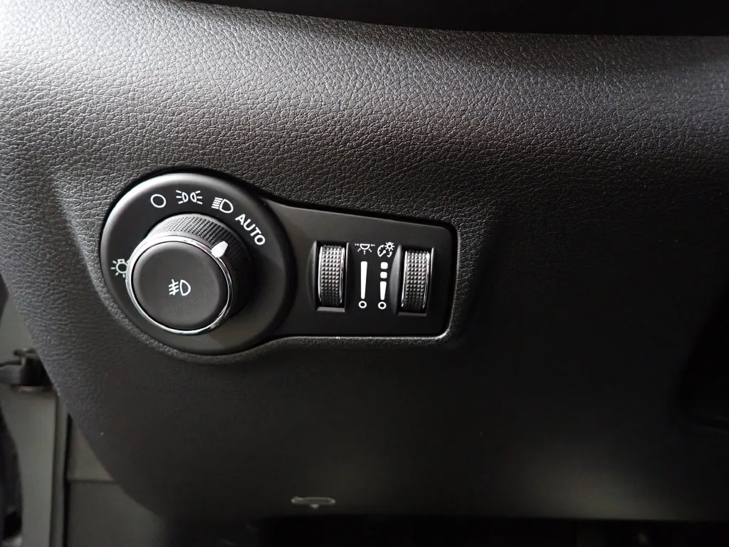 Jeep Compass photo 23