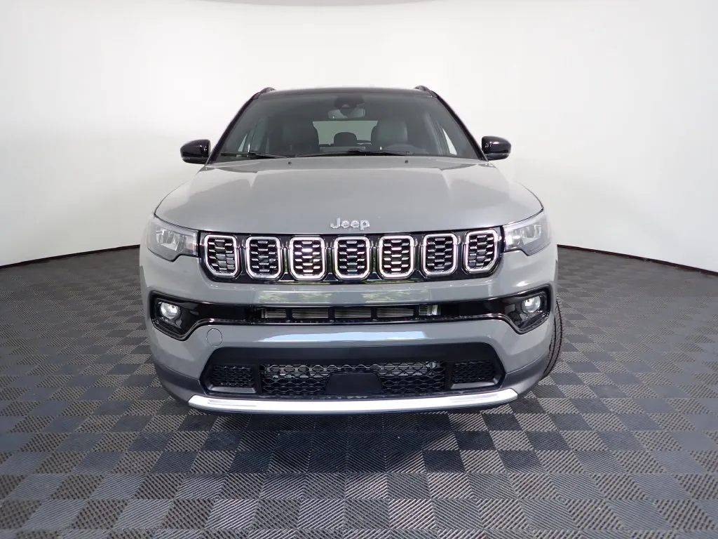 Jeep Compass photo 7
