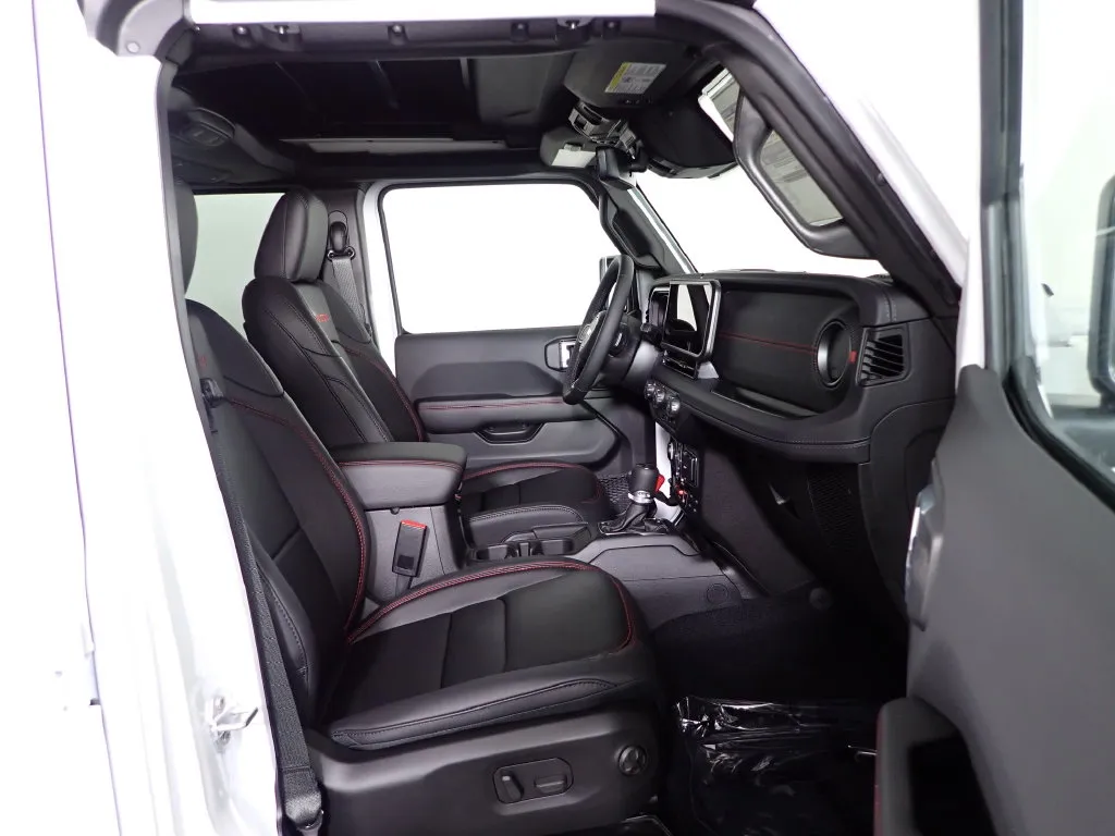 Jeep Wrangler photo 40