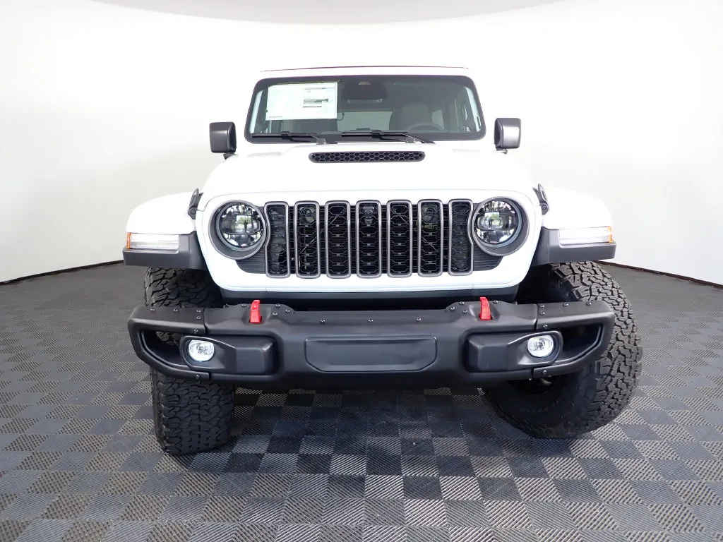 Jeep Wrangler photo 12