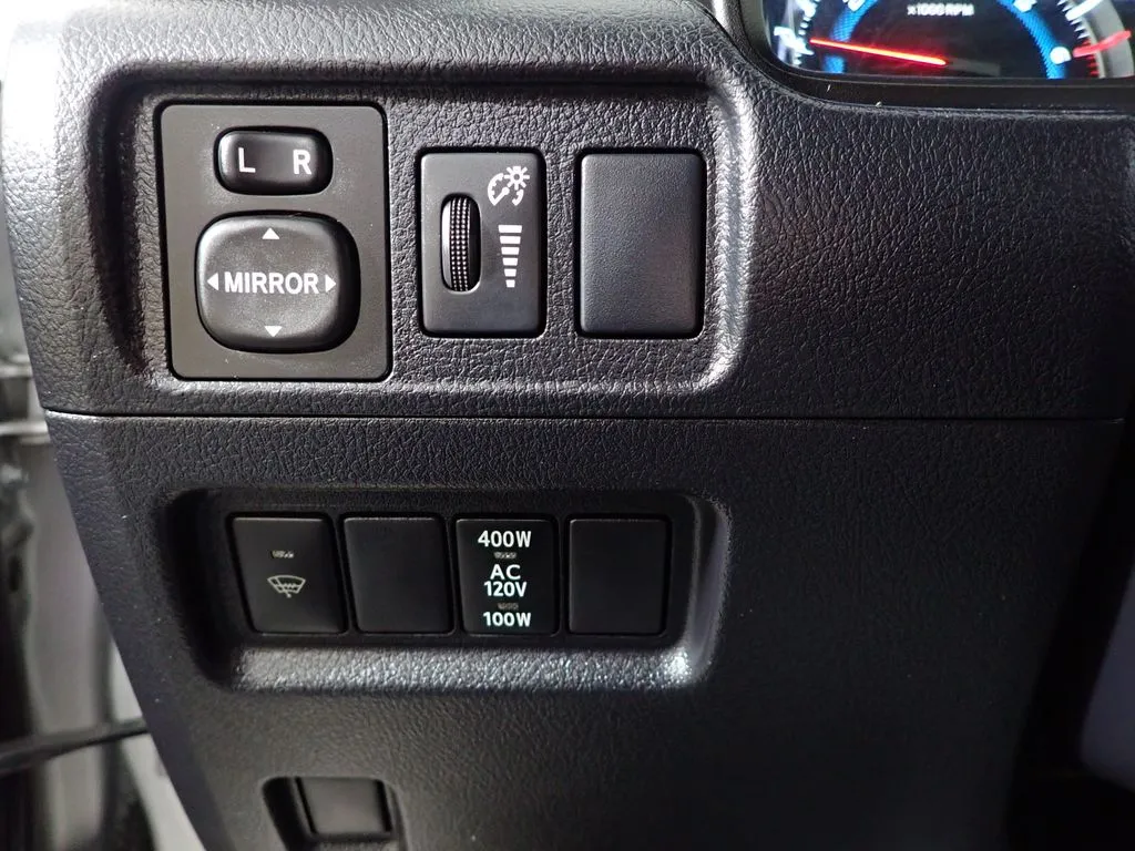 Toyota 4Runner photo 23