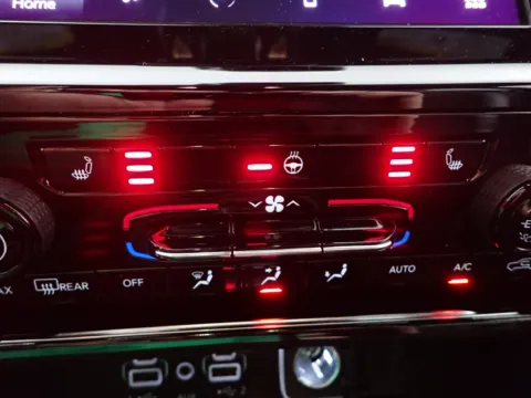 More photos of 2023 Jeep Grand Cherokee Altitude X at Don Wood Chrysler Dodge Jeep Ram, OH