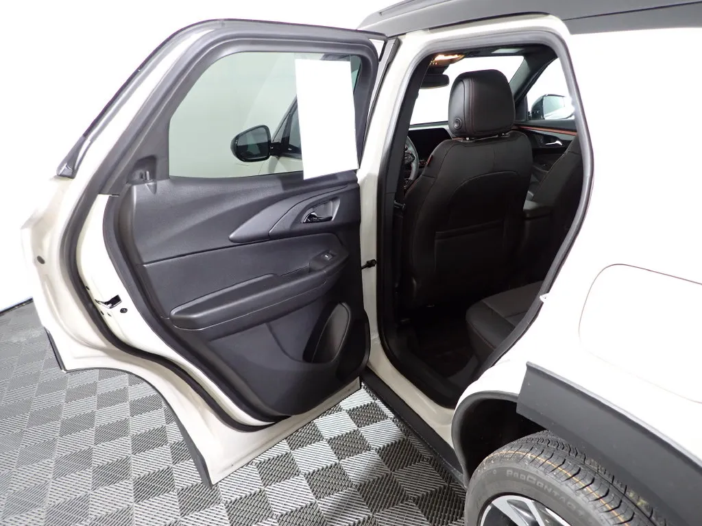Chevrolet Trailblazer photo 35