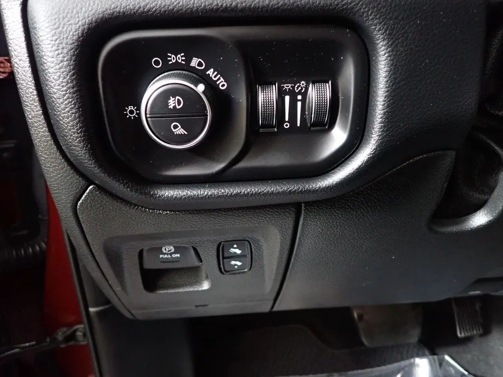 Ram 1500 photo 23