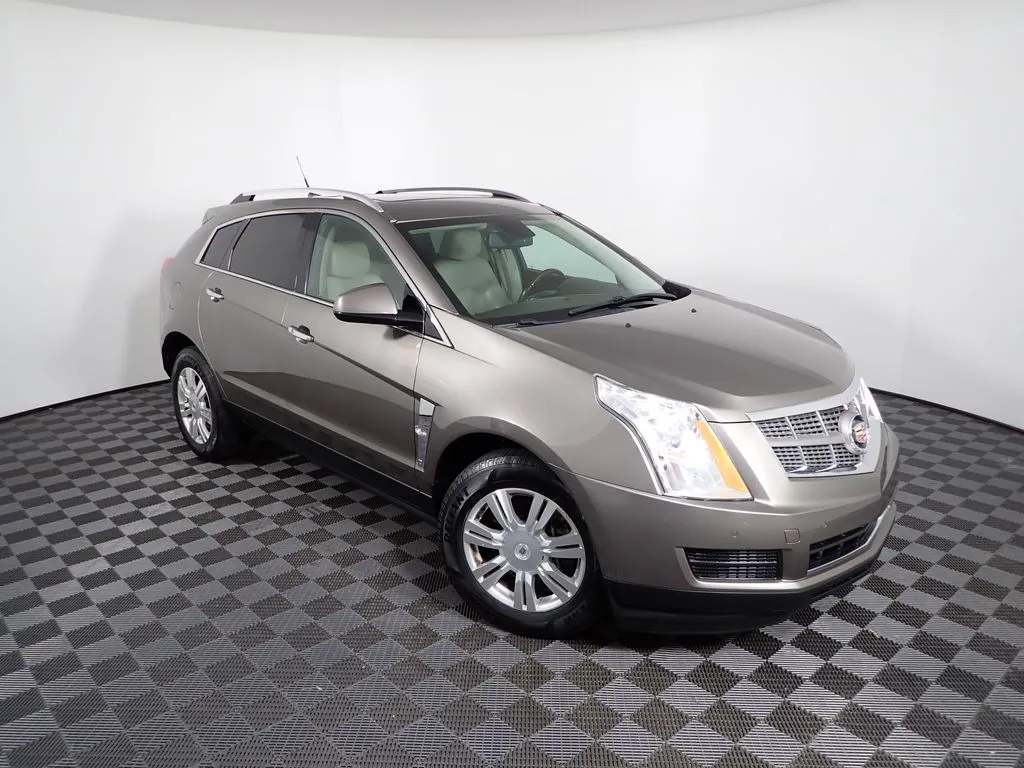 Cadillac SRX photo 7