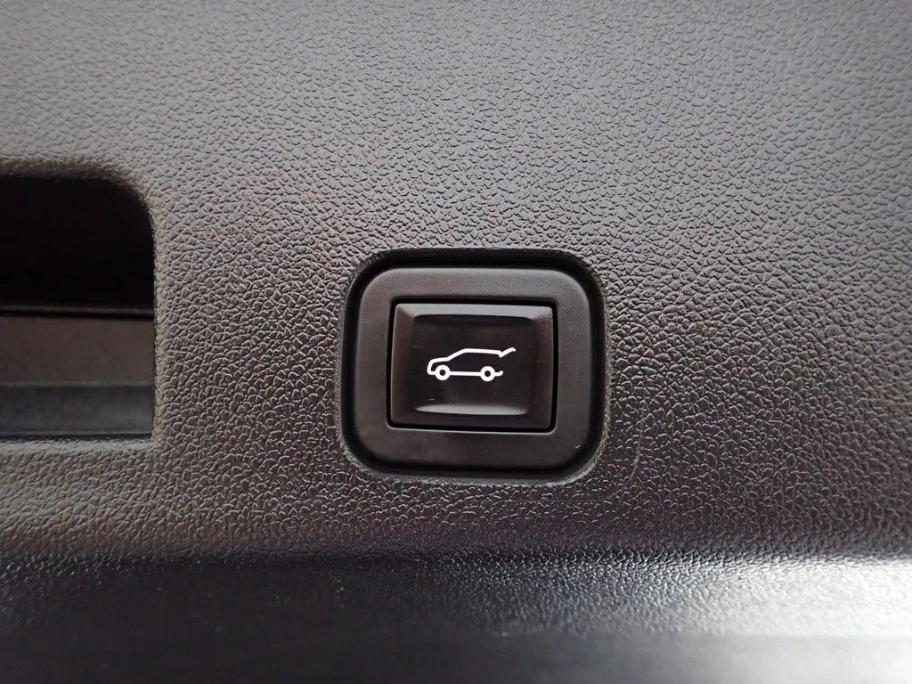 Chevrolet Traverse photo 17
