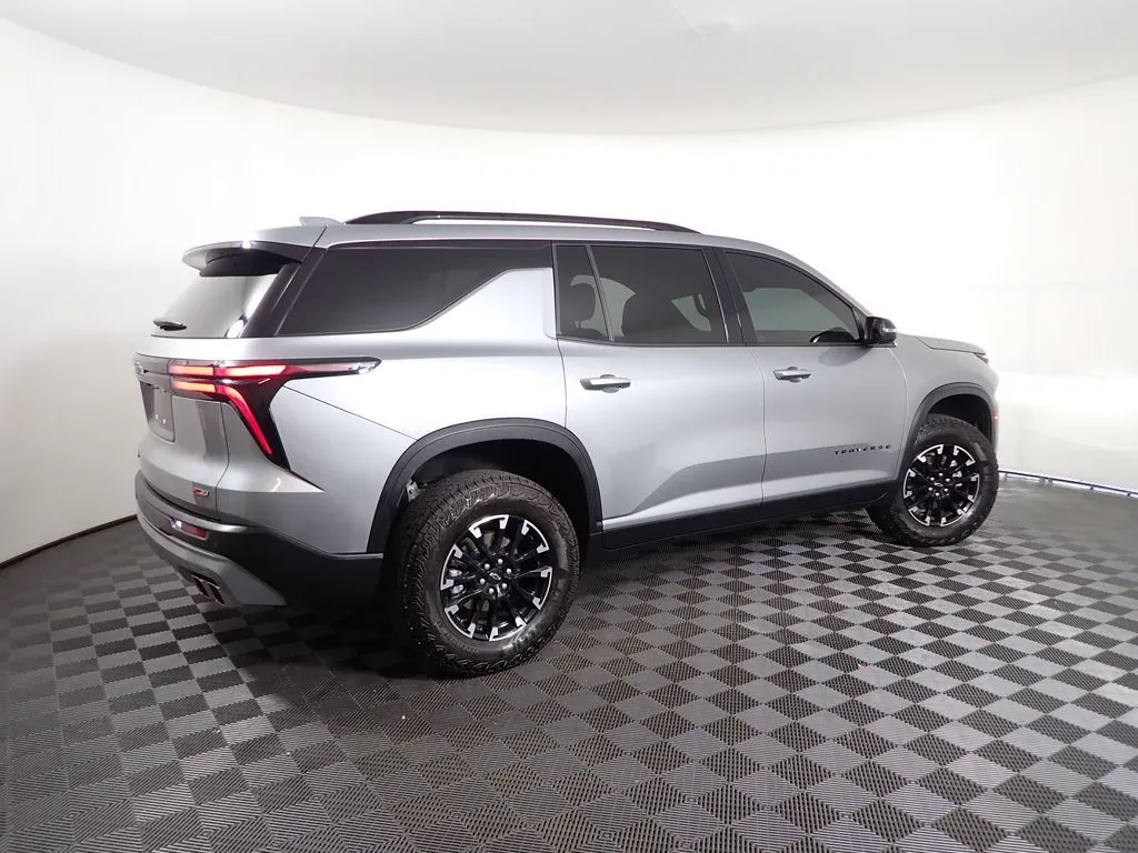 Chevrolet Traverse photo 19